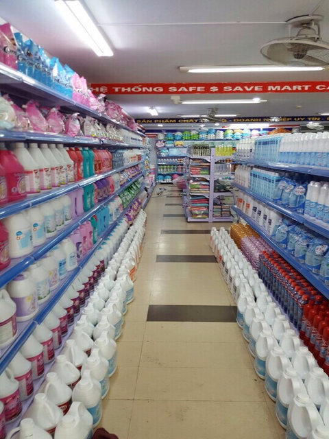 kệ đê hàng mỹ phẩm chắc chăn, đẹp và giá rẻ