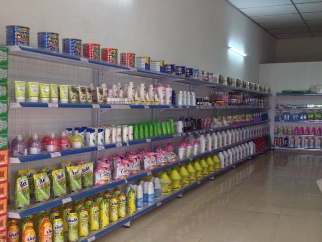 kệ mỹ phẩm bền đẹp chắc chắn lắp đặt tập nơi
